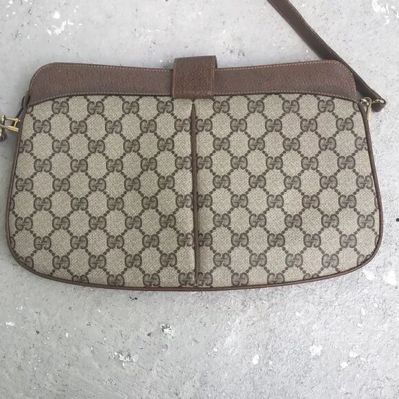 Vintage  Gucci  Crossbody - Picture 4 of 10